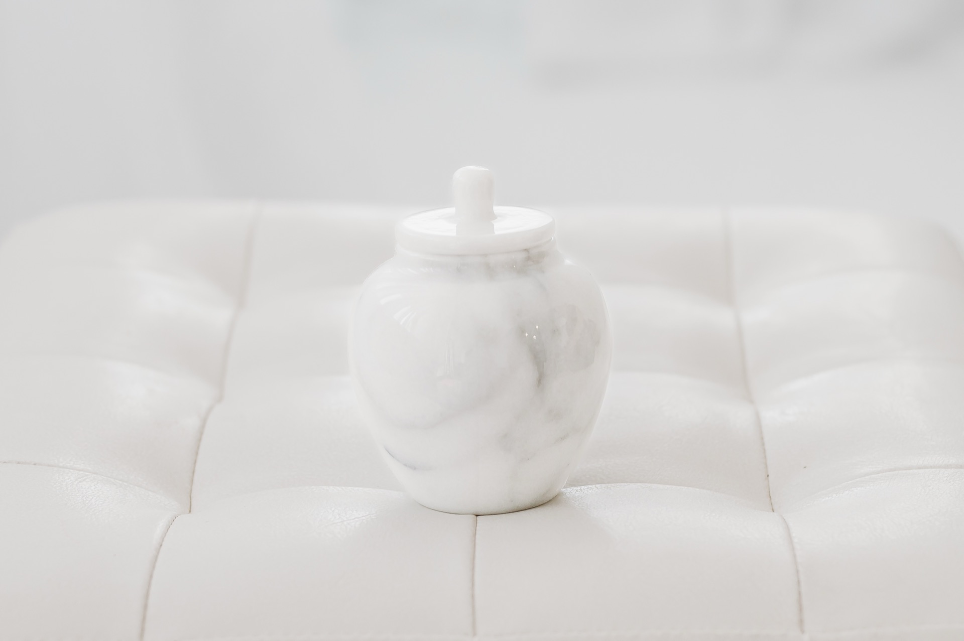 Marble cremation urn