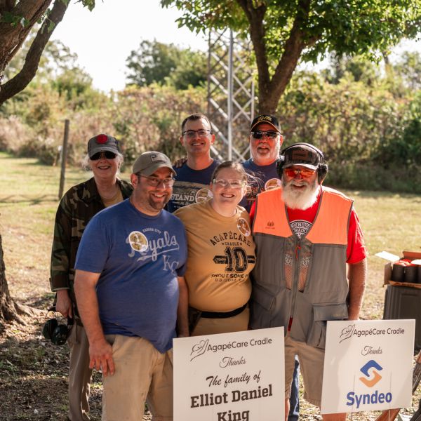 Group_outdoors_with_signs