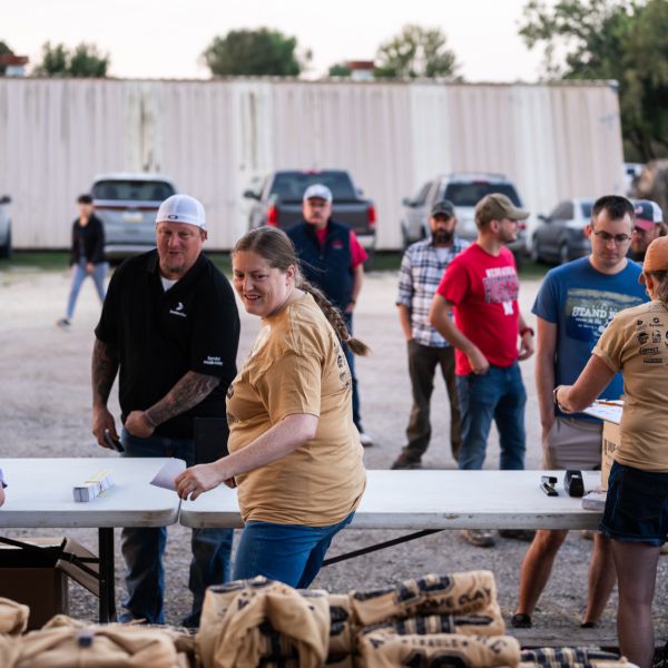 Workers_organizing_donations_at_sscdsg_event